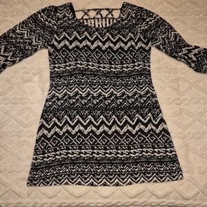 Chic Black and White Geometric Dress